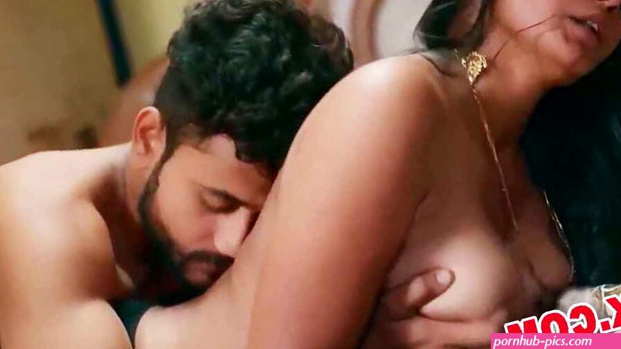 Bharti Jha Nude Sex Hard By Devar HD Video