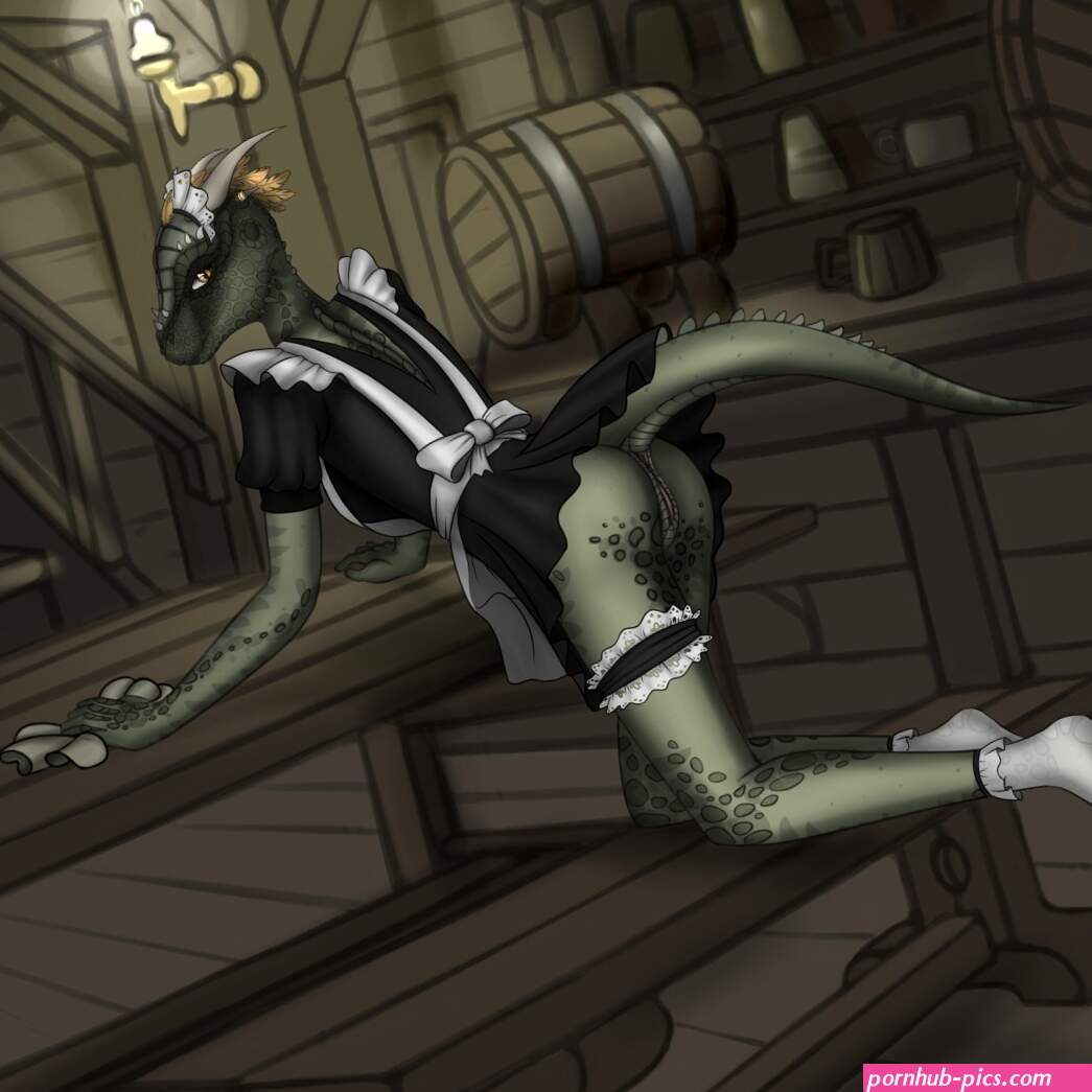 Argonian woman moans and satisfies two men at once Skyrim porn comics