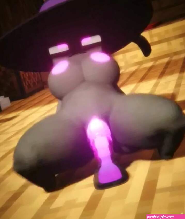 Endergirl masterbating and squirting