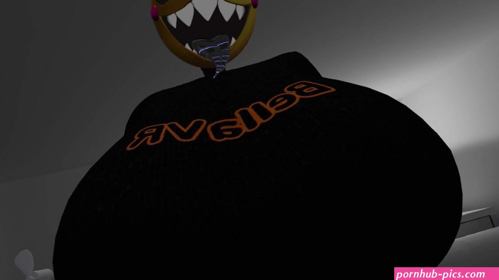 Hyper toy chica tits