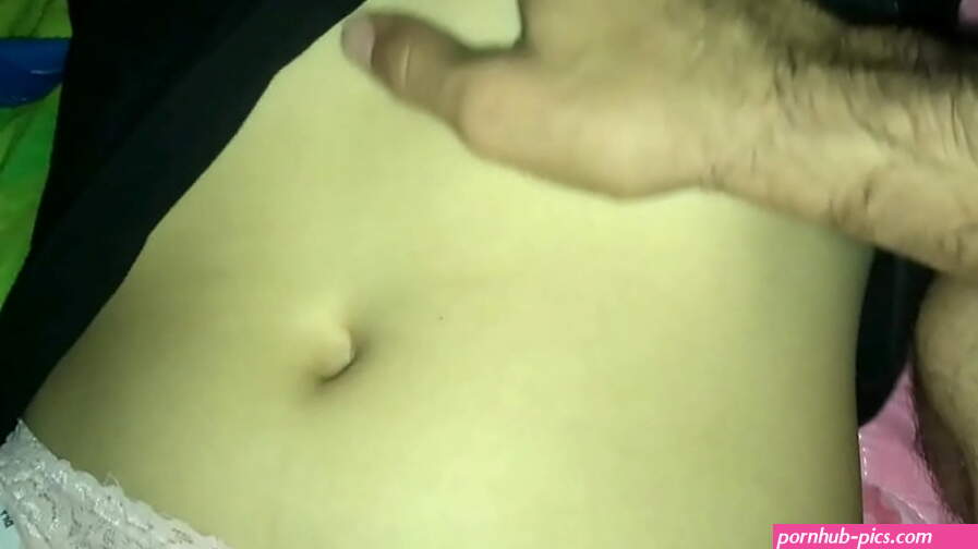 Latina cachonda tragando leche de su hermanastro PORNO EN ESPAÑOL