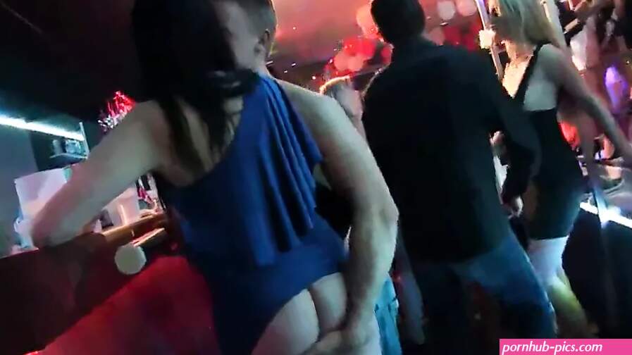Free Sex in Club Porn Videos