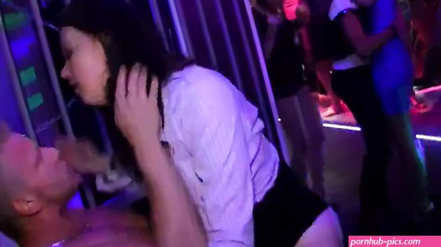 European party sluts get naugthy in club