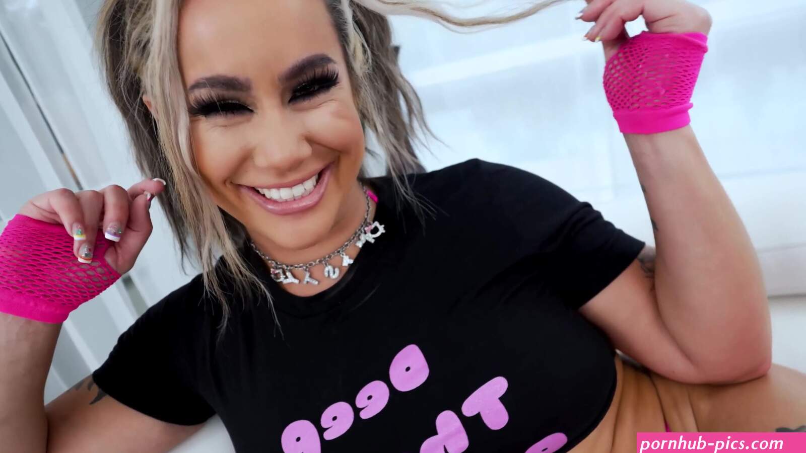 Misty Meaner Sloppy Blowjob from Darkko TV