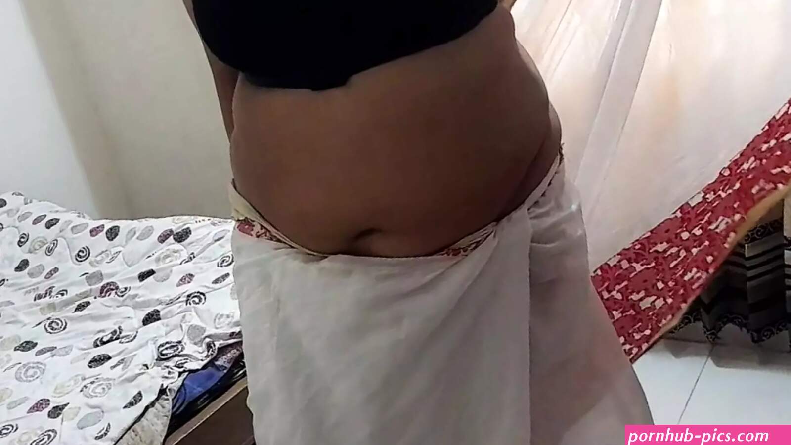 Tamil Desi Gram Moti Gand Wali chachi ko jabardast coda apni beta
