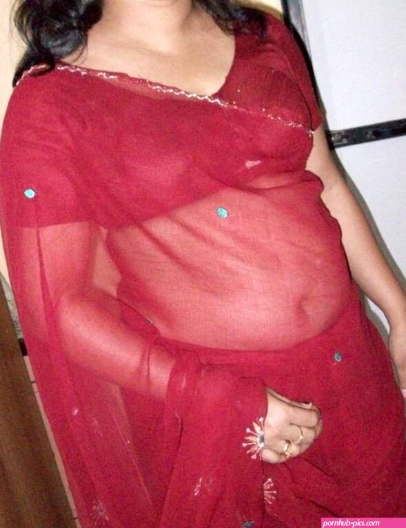 sexy aunty in red saari Photo album by Balroz