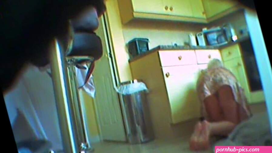 Step mom upskirt no panties
