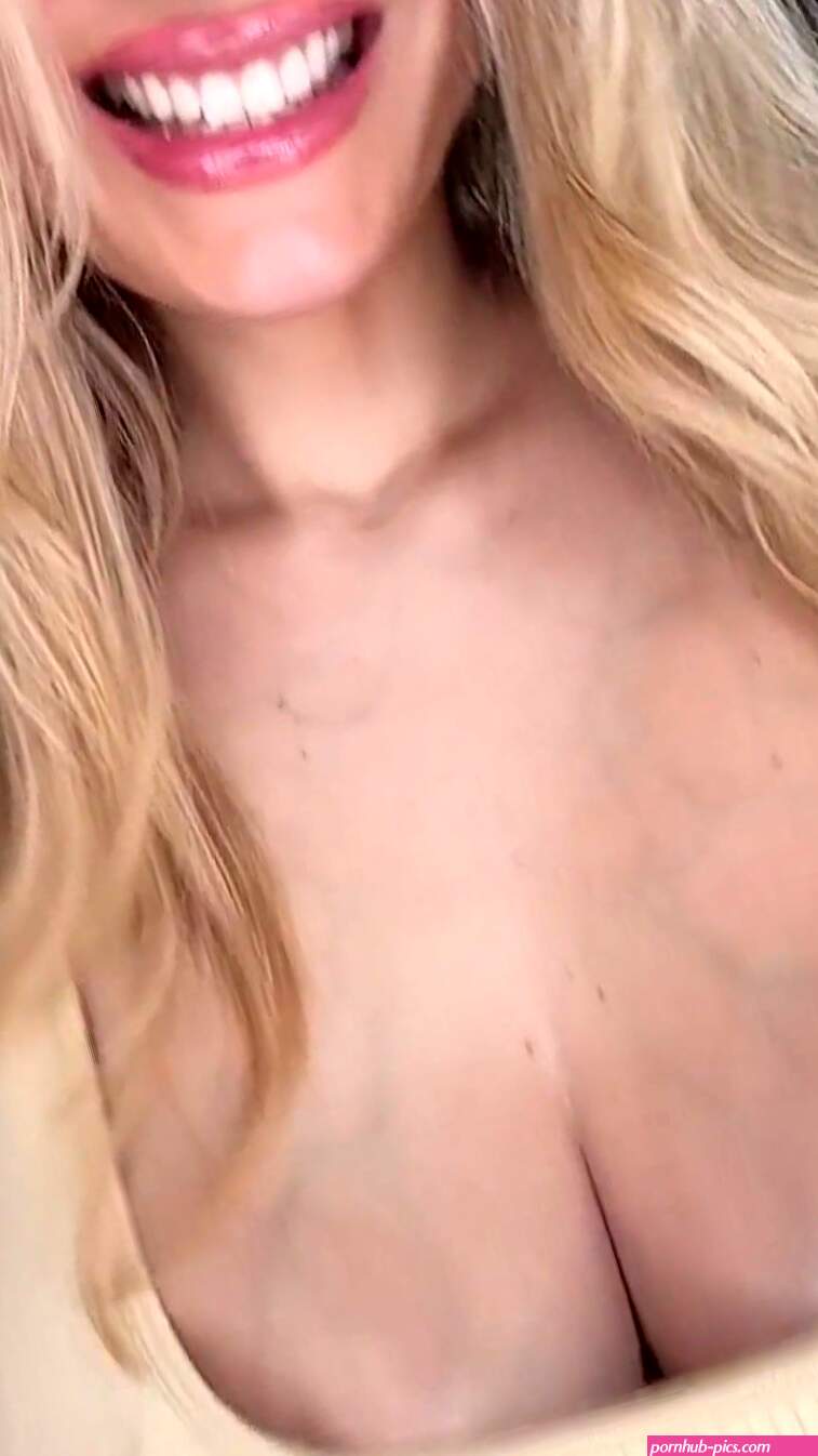 Smmy Braddy Boob Jiggling Slow Mo