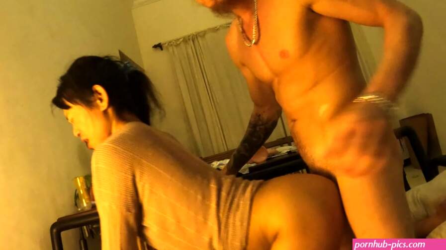 asian cutie got double vaginal penetration while live streaming
