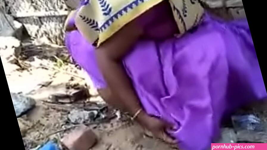 Desi gf aunty pee capture