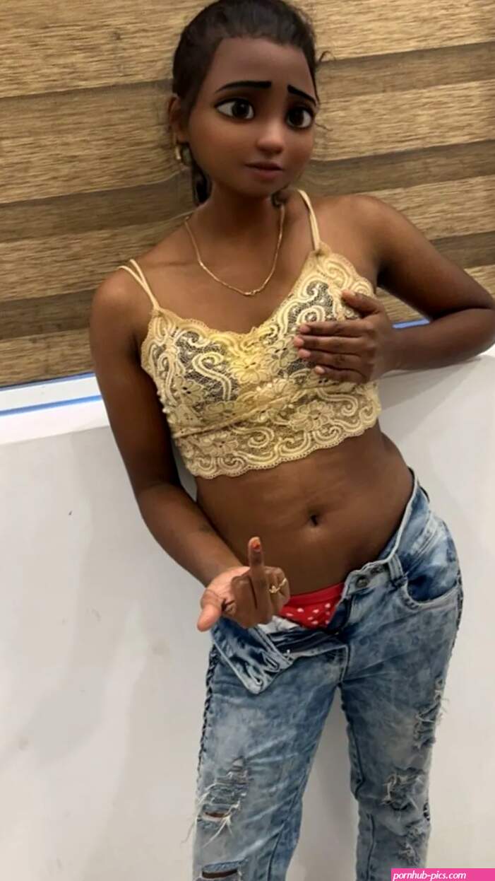 Tamil girl: 1 Nude Pics