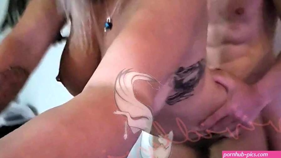VividlyVixen Shows DebaucheryDesired How to Work a BWC