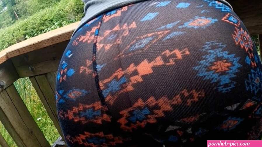 MILF See Thru Leggings Fat Ass Public Park Two