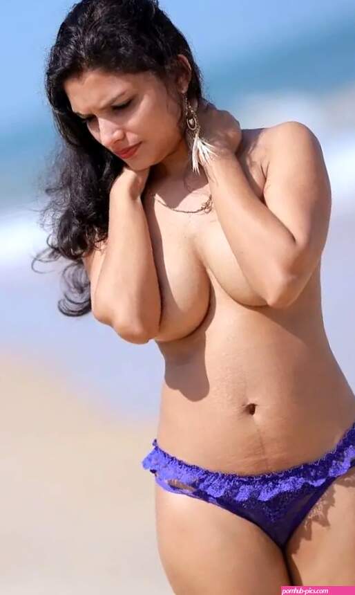 RESMI R NAIR Kerala Model Onlyfans Nude Collection Worth 50 for Free