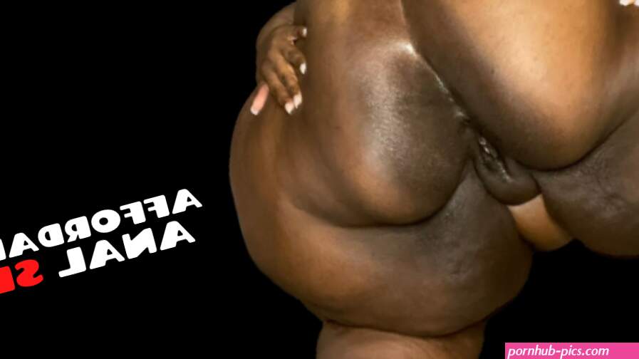 Tomba matako kubwa sana