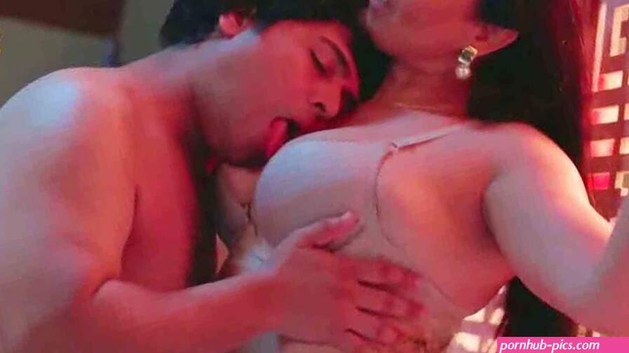 Hasratey 2025 Hitprime App Hindi XXX Web Series Ep 3