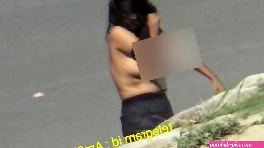Indian Desi Very Beautiful Lady Fully Nude River Bath