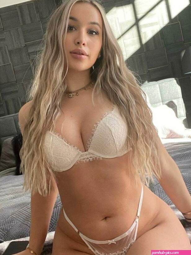 Azralifts Nude Leaked OnlyFans