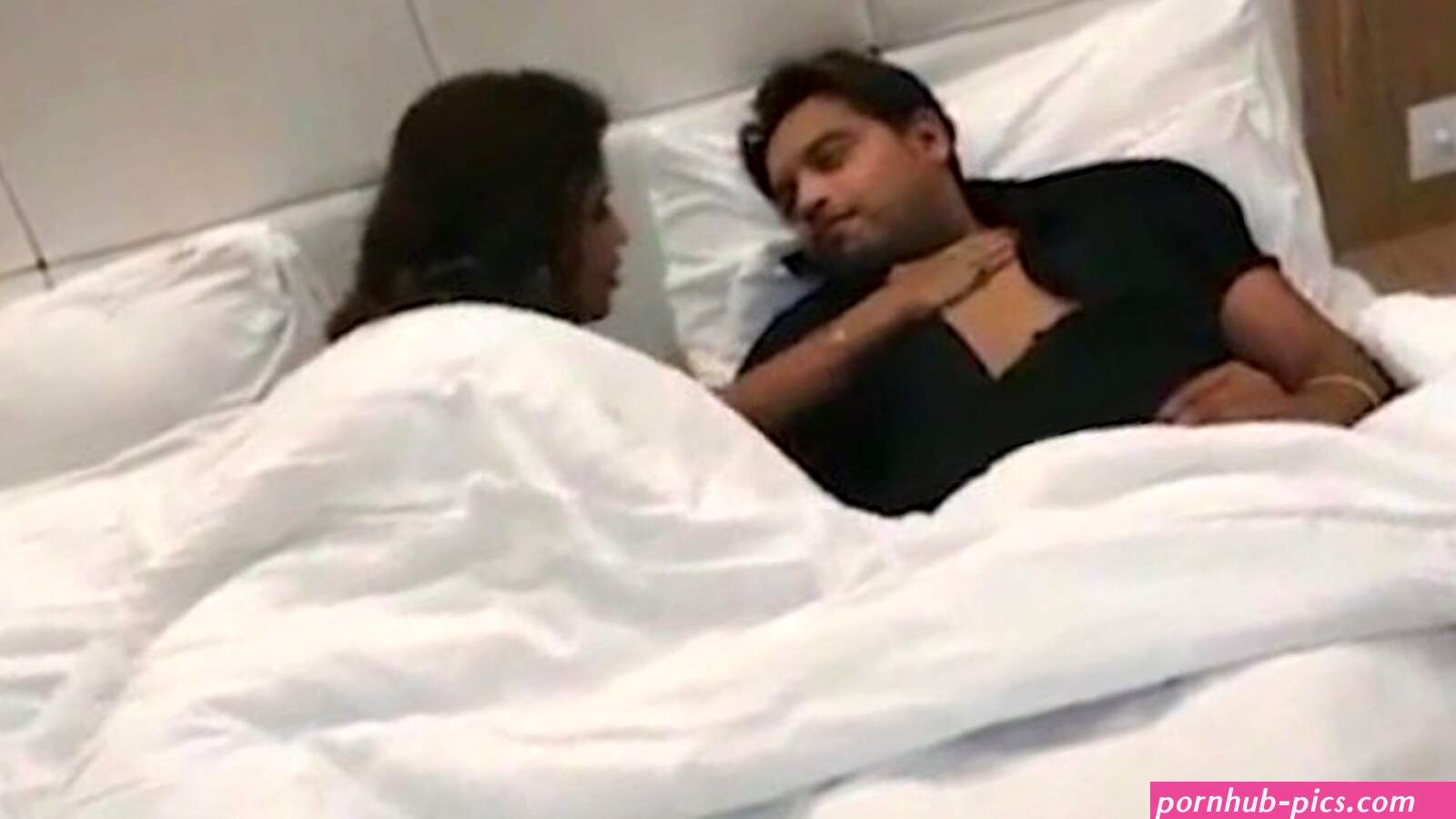 Indian Bhabhi Fucked With Neighnour Mms Leaked Download