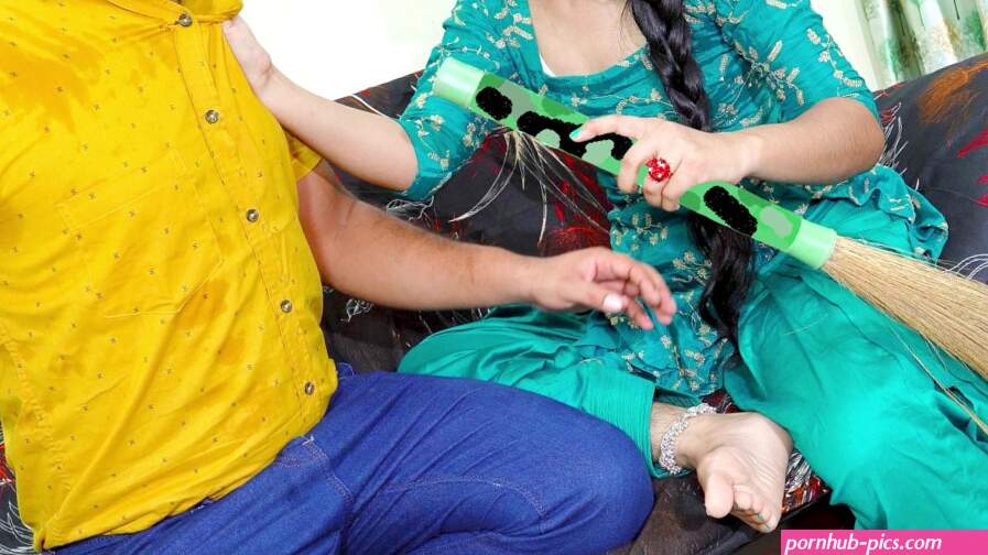Chachi ke sath porn