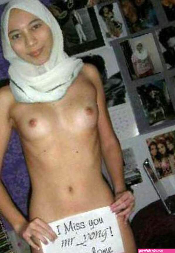 Jilbab nude pics