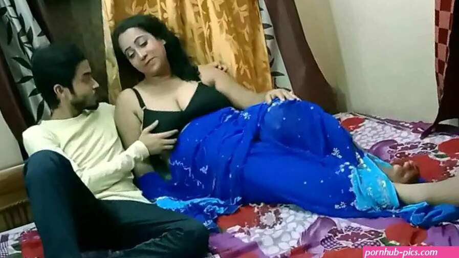 Fucking Bhabhi and her hot stepmom at home sex vidio Xxx Video 2025