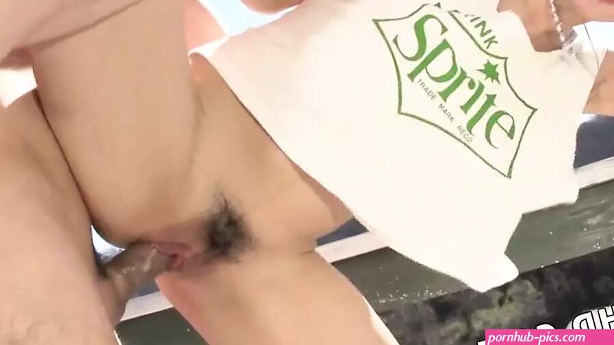 Indonesian Blowjob in 3 Way Under Sakura Aida XXX: Outdoor Porn by Ferame