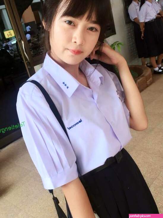 nh v hc sinh khoe ngc u ti mi nhHnh gi cp 2 3 Khoe Hàng