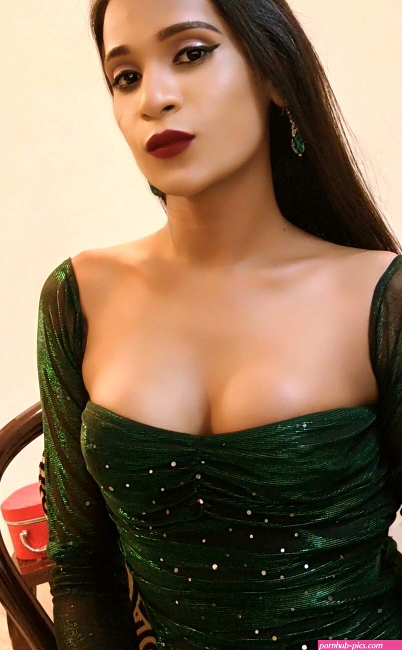Tanu Rathod Indian Transsexual escort in Navi Mumbai