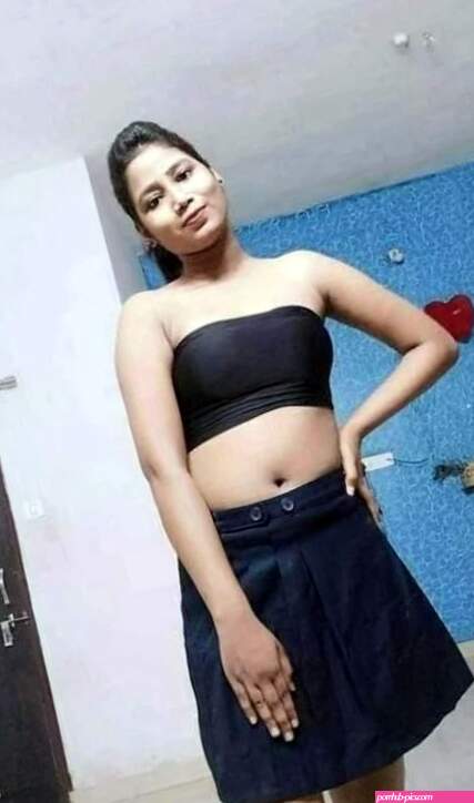 Belly stuffing: Nude leak MMS friend