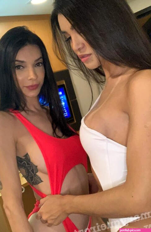 TS Mary Queiroz
