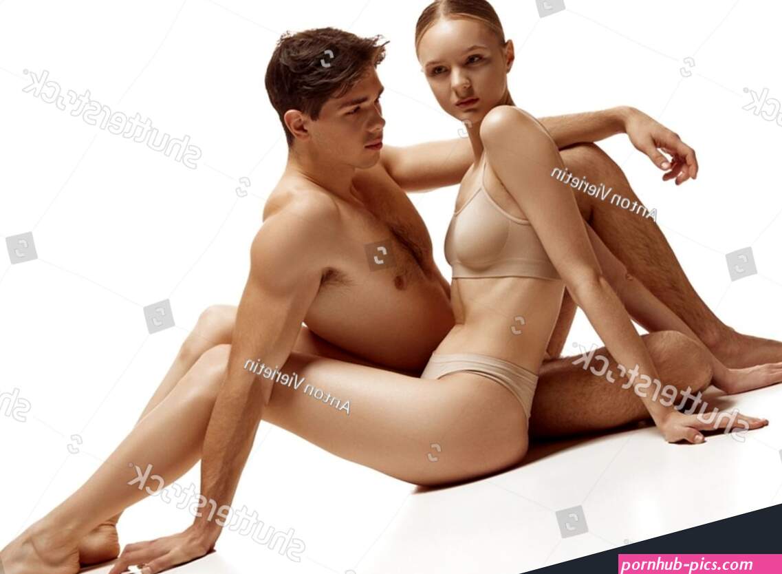 Naked Female Athletes: Over 9918 Royalty-Free Licensable Stock Photos