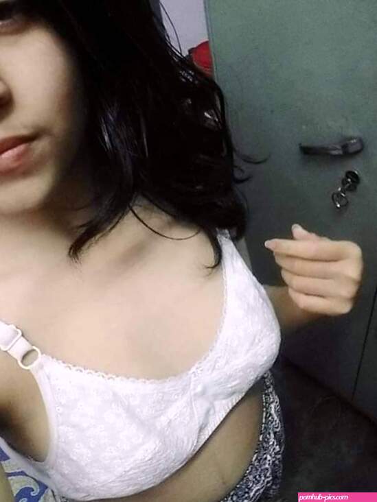 Kerala Babe Nudes Shower 42 pictures
