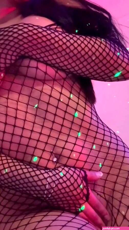 Watch online Lily Adrianne OnlyFans aka Lilyadrianne