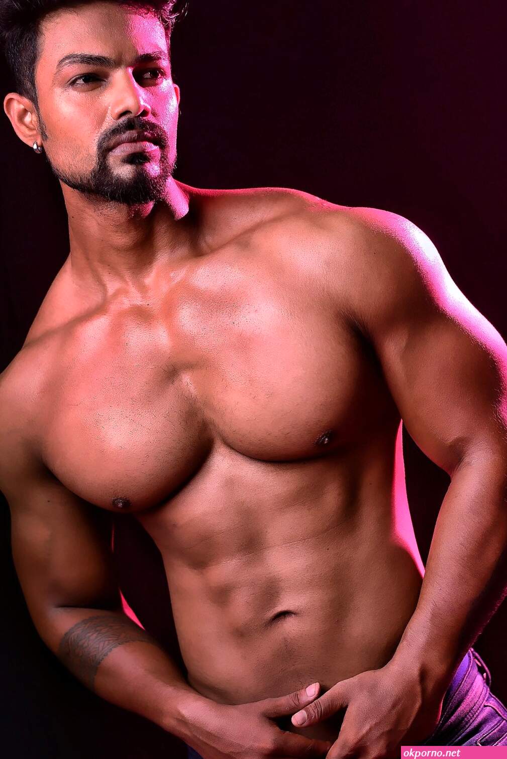 Bonghunk. Hot Indian Man. bonghunkx