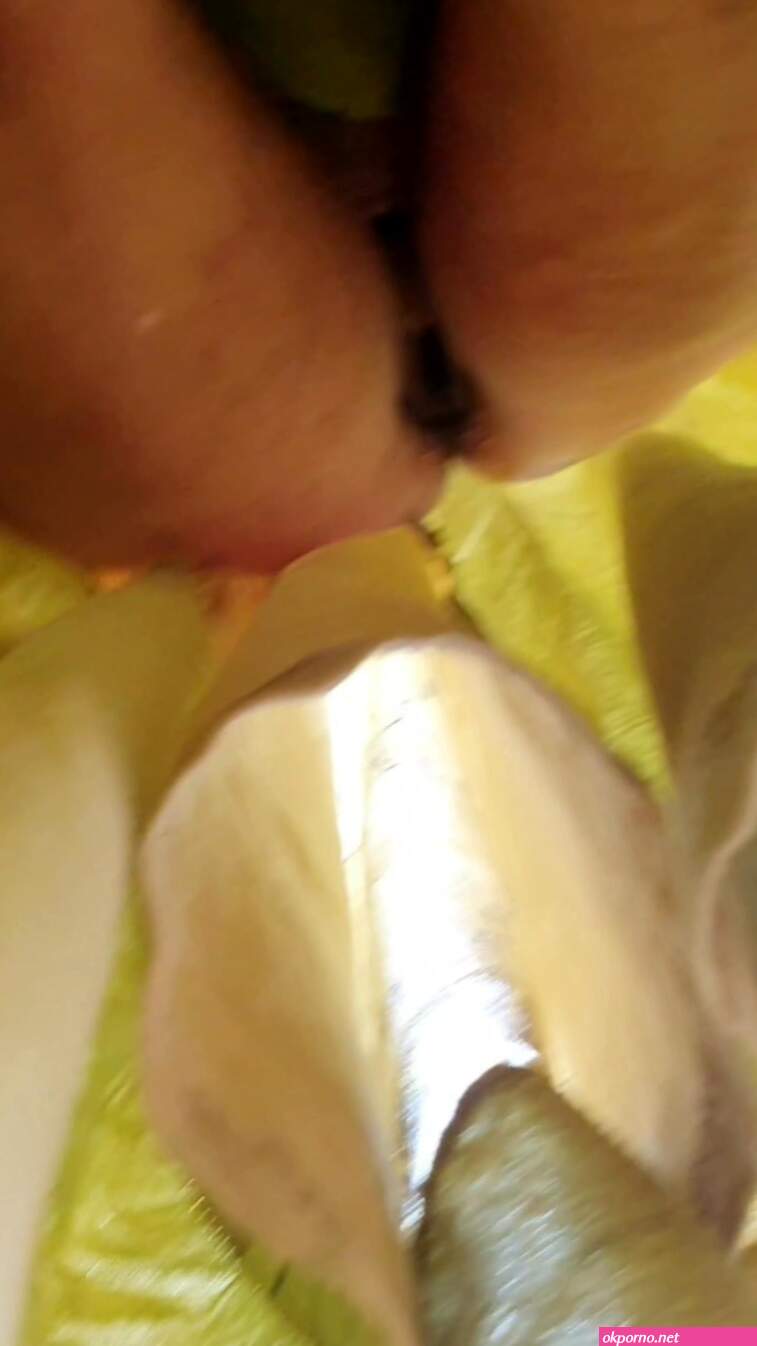 Desi gujju aunty saree upskirt