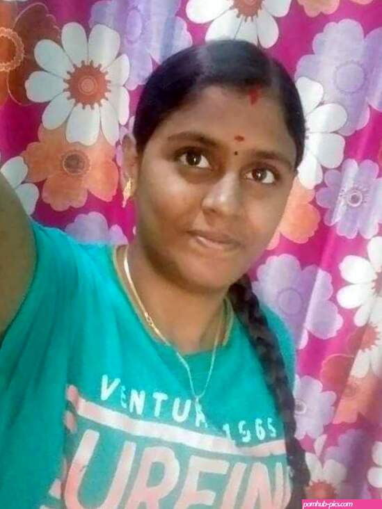 Tamil Married Dusky Wife Nude Selfie Photos