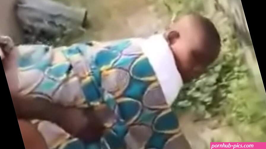 Demu akitombawa porini