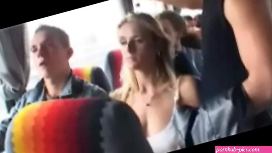 Jane Darling Groped on the Bus !
