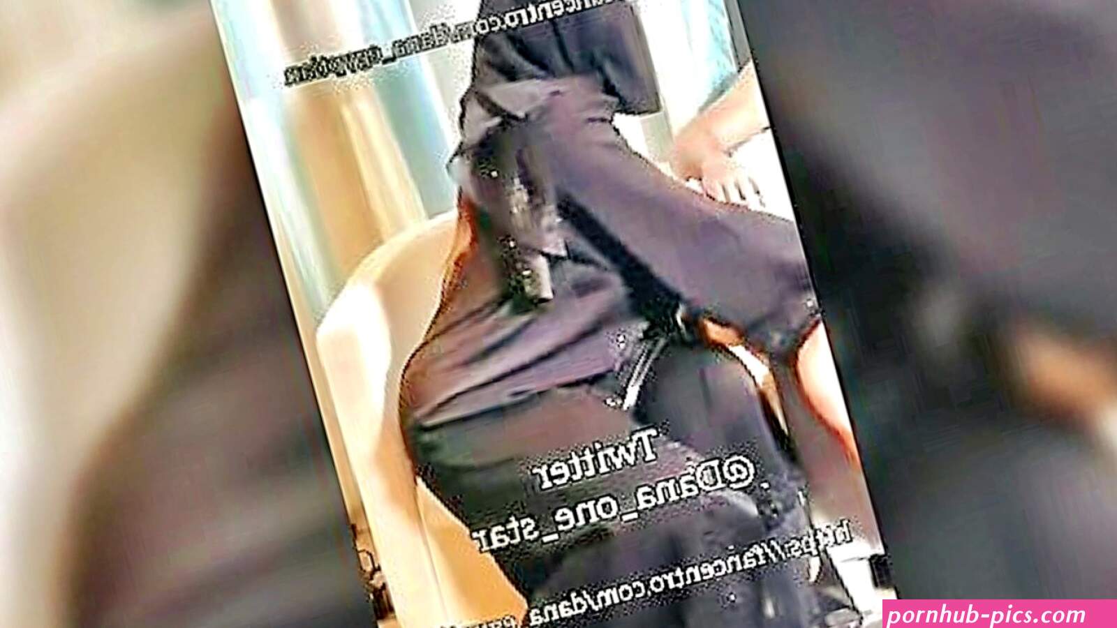 Sexy Dana Shows Off Her Massive Boobs And Big Ass In Homemade Arab Video