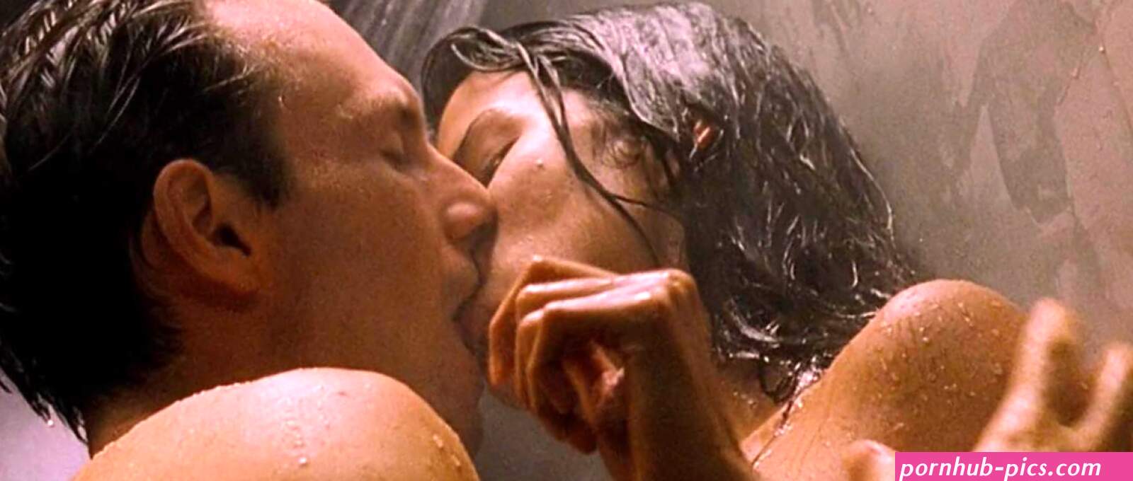 Patricia Velasquez nude