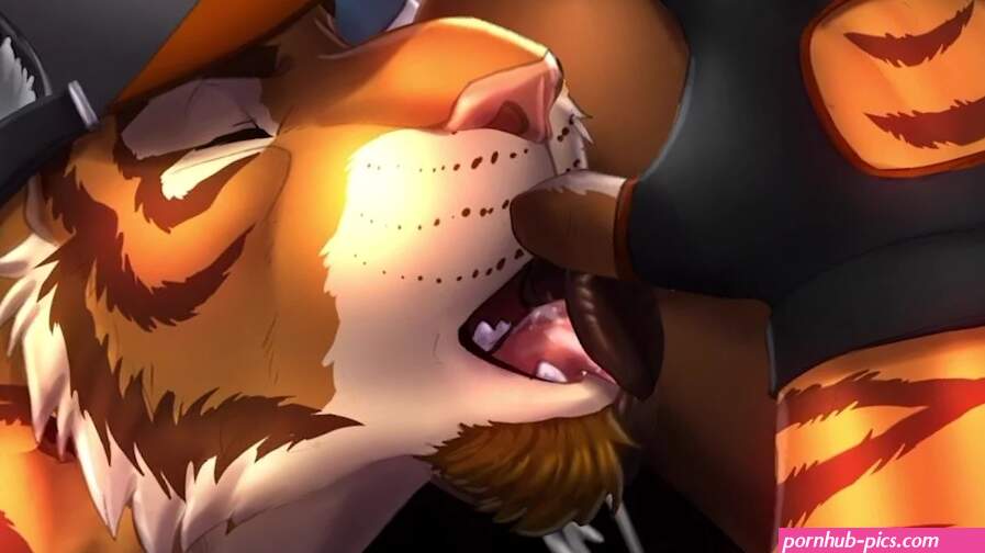 Toon Porn: Tiger eats out horse