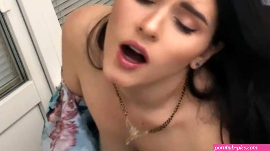 Very beautiful Indian bhabhi fucking