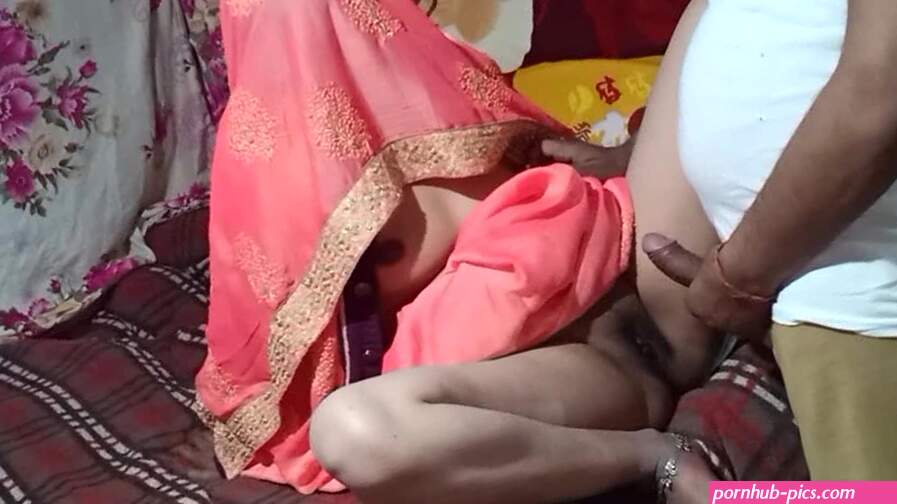 Best Indian bhabhi hard fuck with lover boy