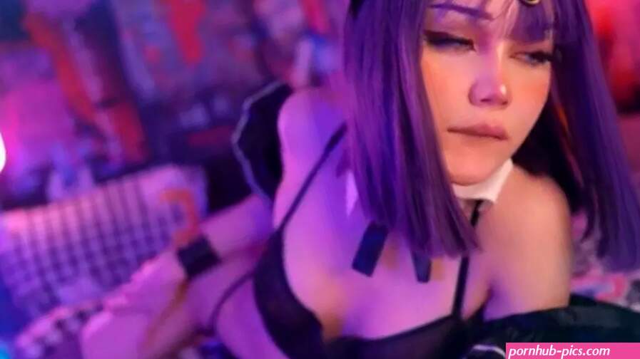 Trans with Cosplay Princess Toying and Suking Big Dildo -. Full Video in the first Comment watch online