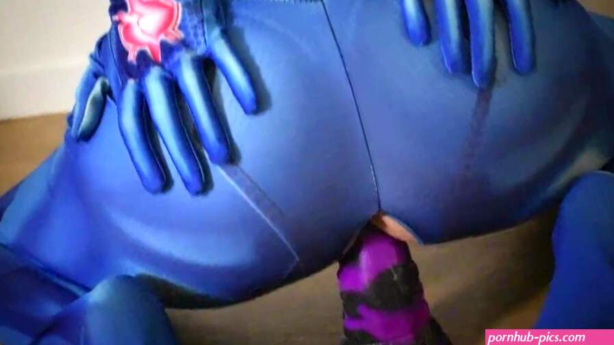 Samus Cosplay Dildo Ride