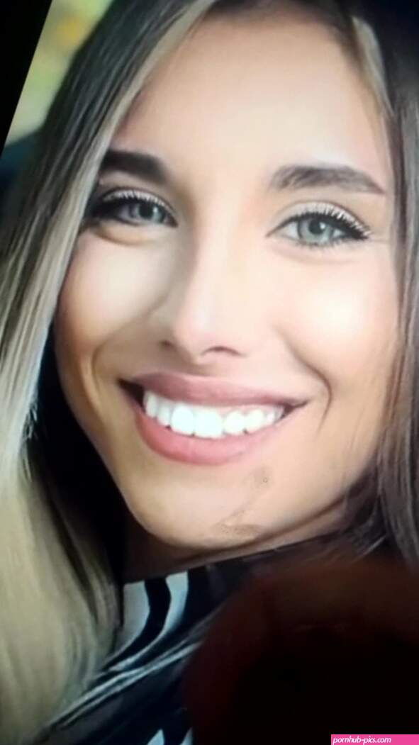 Elif Karaarslan CUMTRIBUTE