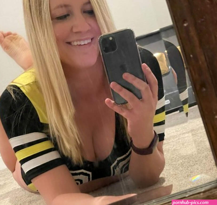 Fangs Feet u174722856 OnlyFans leaked photo 7065937 on Leakedzone