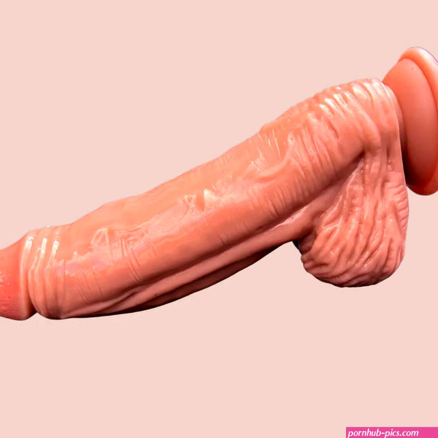 Realistic Giant Dildo