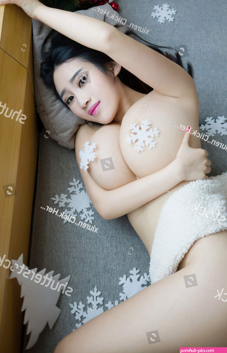 Sensual Topless Naked Erotic Asian Korean Stock Photo 519792637
